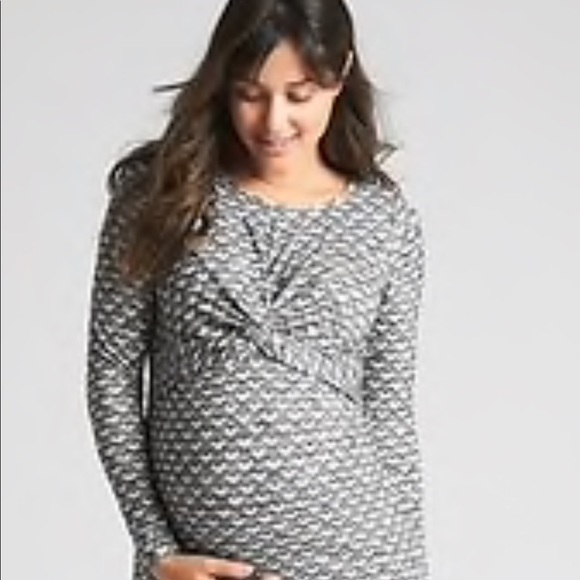 GAP Dresses & Skirts - Maternity Twist front sweater dress